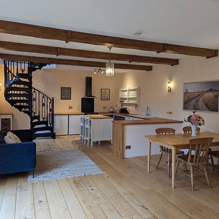 Skipton House Annex Тирск Экстерьер фото